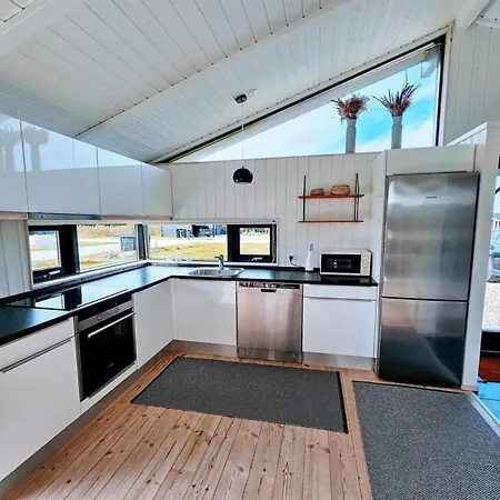 Feriehus Auvo - 600m From The Sea By Interhome